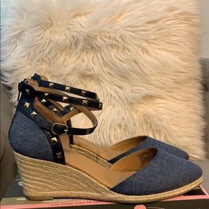 Rialto wedges